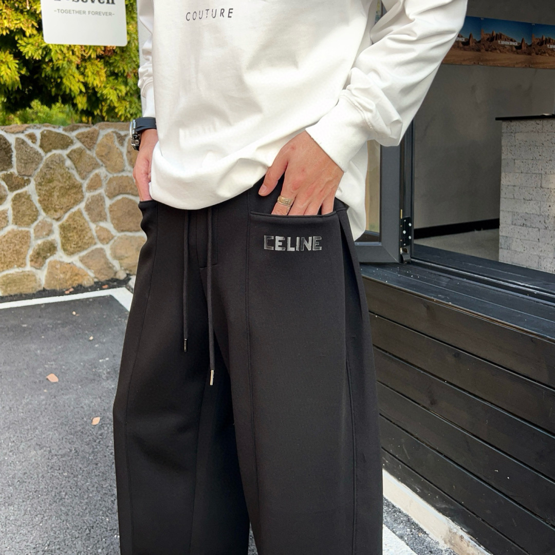 
2025秋冬新款
塞琳阔腿裤
M-3XL