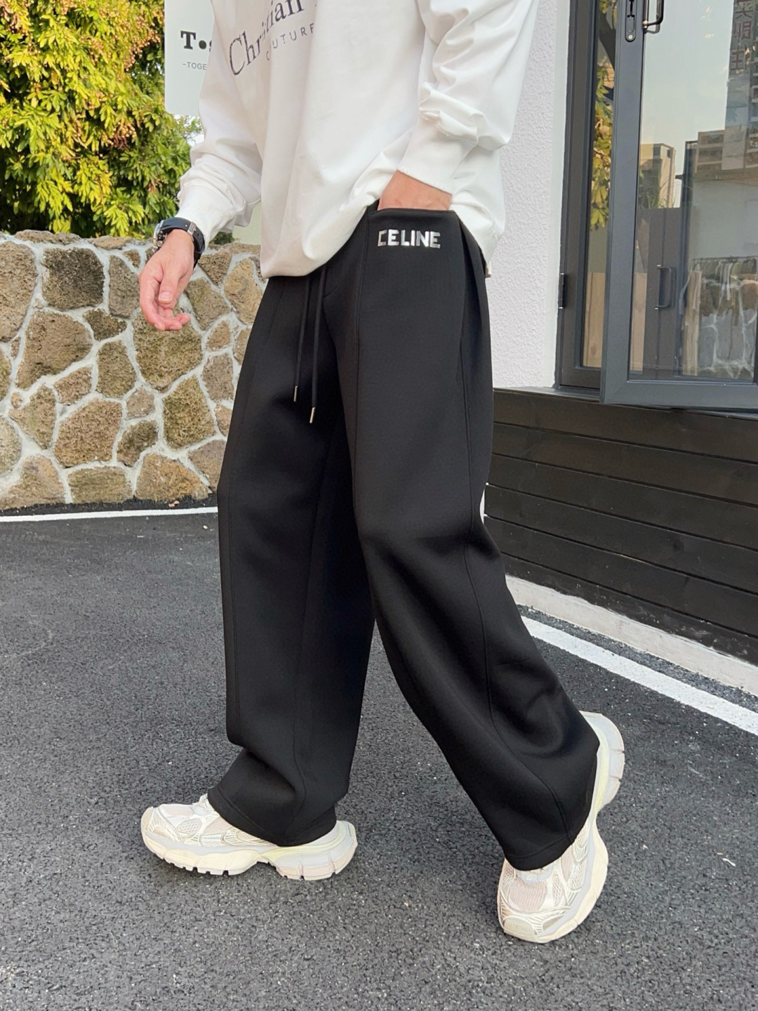 
2025秋冬新款
塞琳阔腿裤
M-3XL