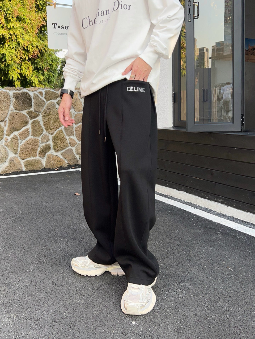 
2025秋冬新款
塞琳阔腿裤
M-3XL