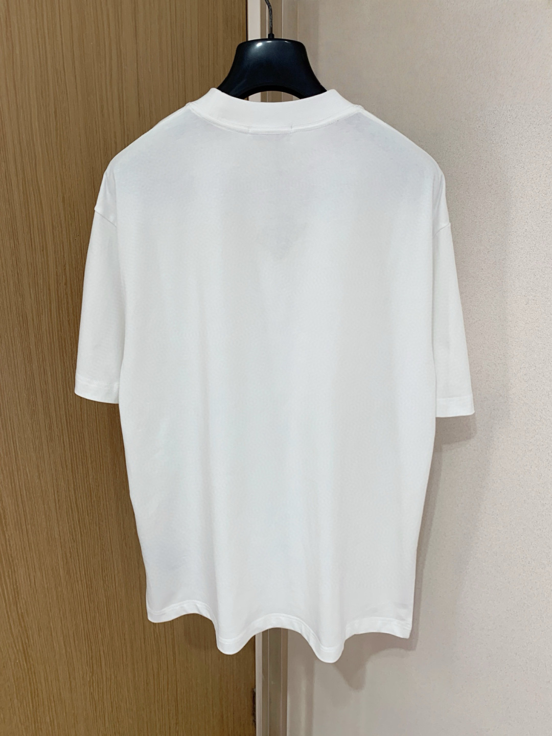 
2025春夏新款
巴黎世家短袖
S-XXL