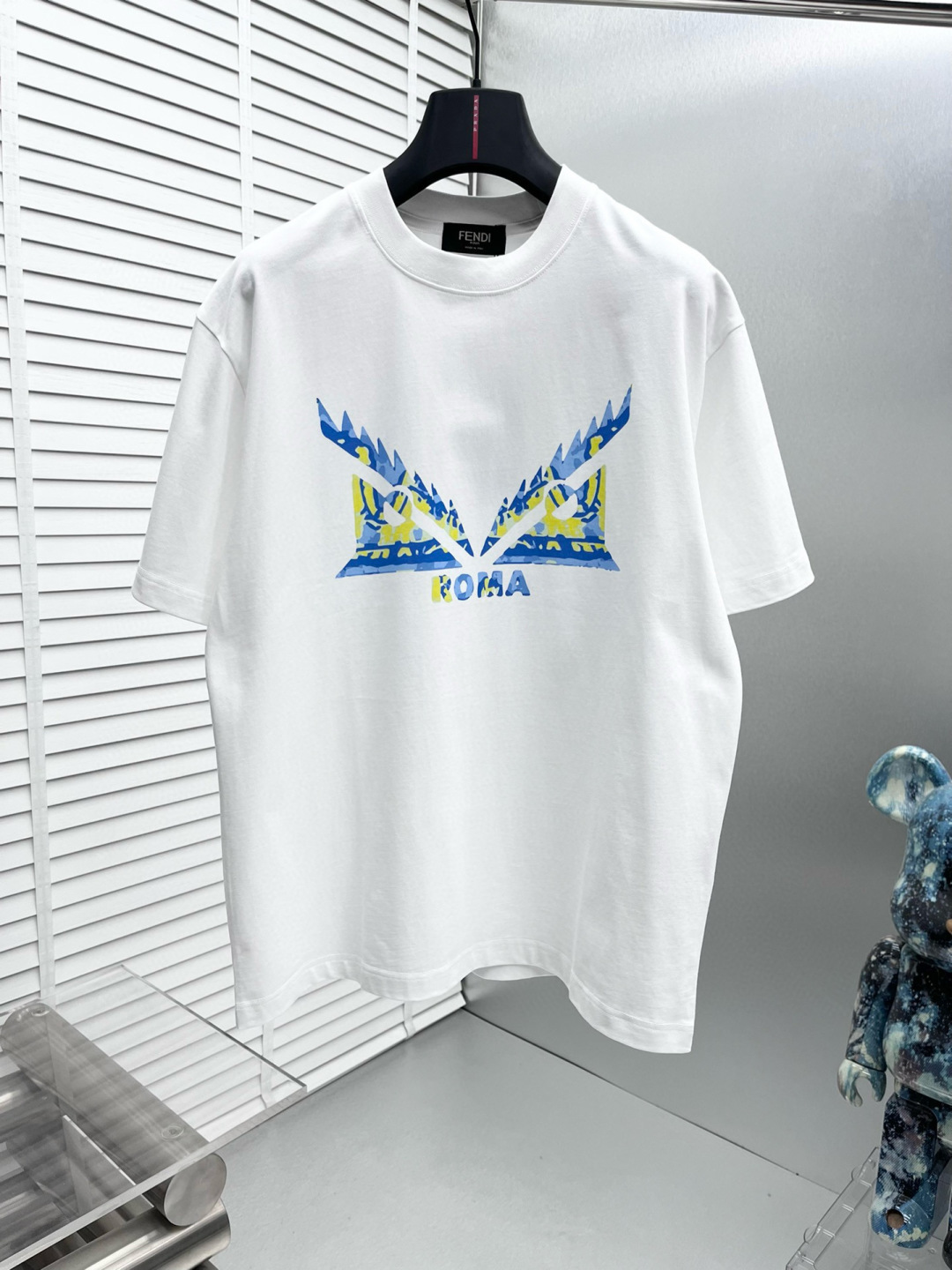 
Fend* 25ss新款短袖，定制280克全棉面料，前幅印花logo，非常简约大气的一款 无论是上身舒