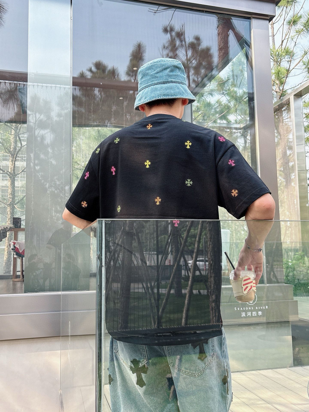 
2025年新款
克罗心短袖
S~2XL