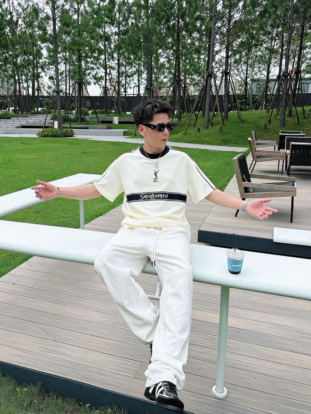  
2025年新款
YSL短袖
m-3XL