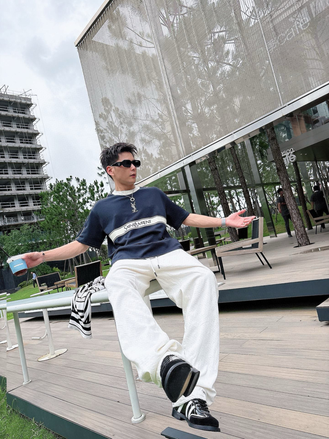  
2025年新款
YSL短袖
m-3XL