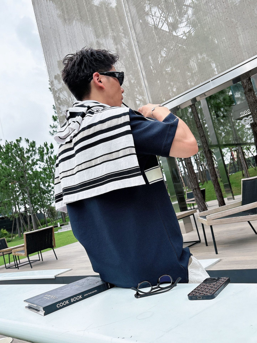  
2025年新款
YSL短袖
m-3XL