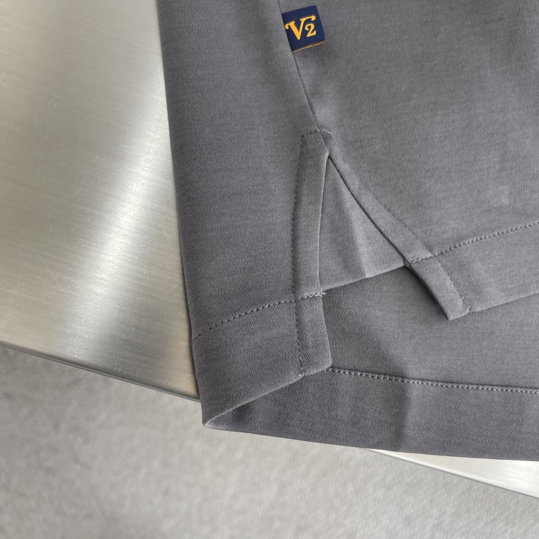 
驴牌   25ss春夏系列圆领T恤

尺码：M-5XL 微阔版型
面料：水柔棉双面，200克重，95%