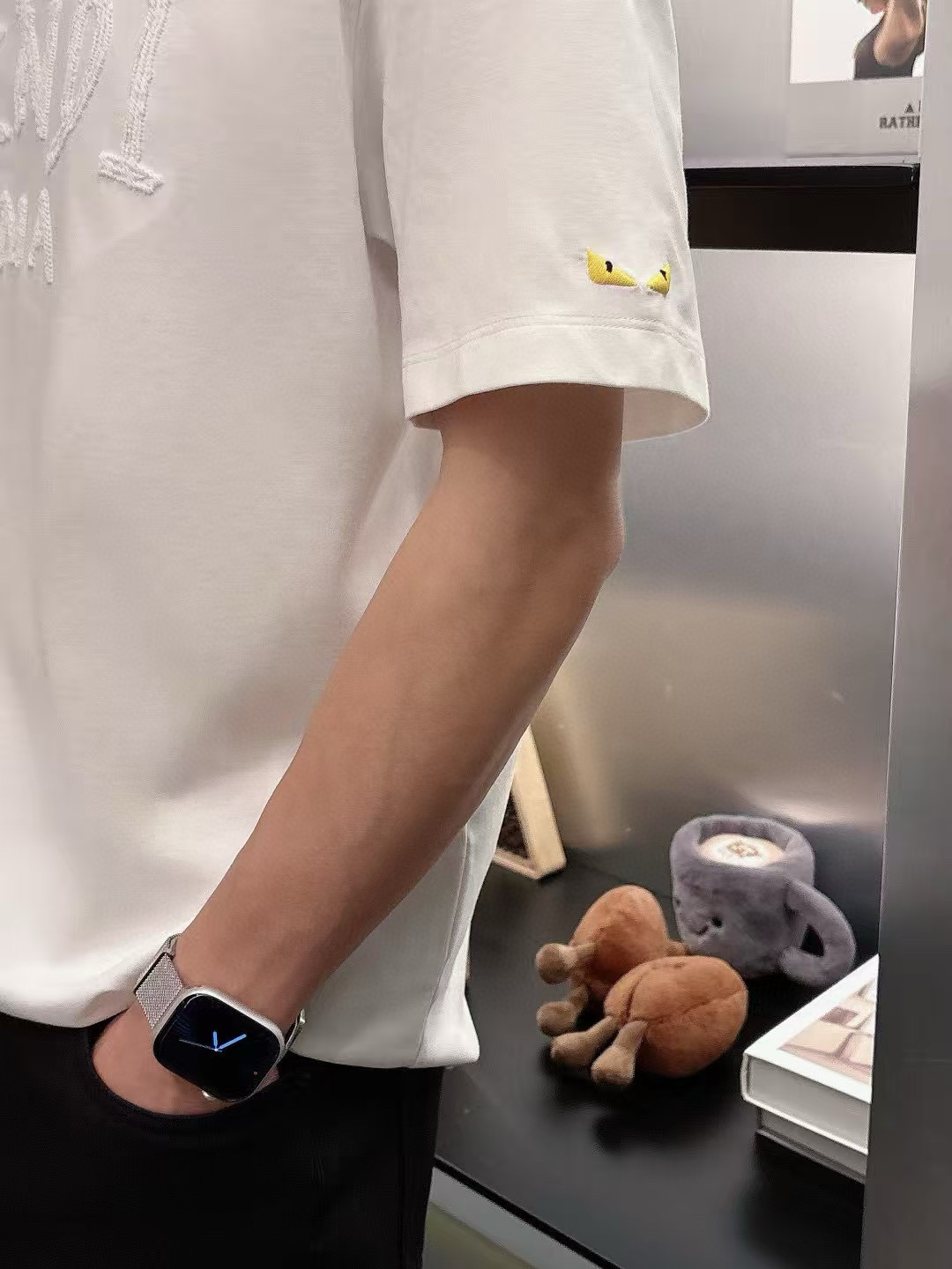  
（FF）短袖系列
季度：2025春夏
颜色：黑色 白色 
尺码   m-5xL
版型：微阔版型
克重