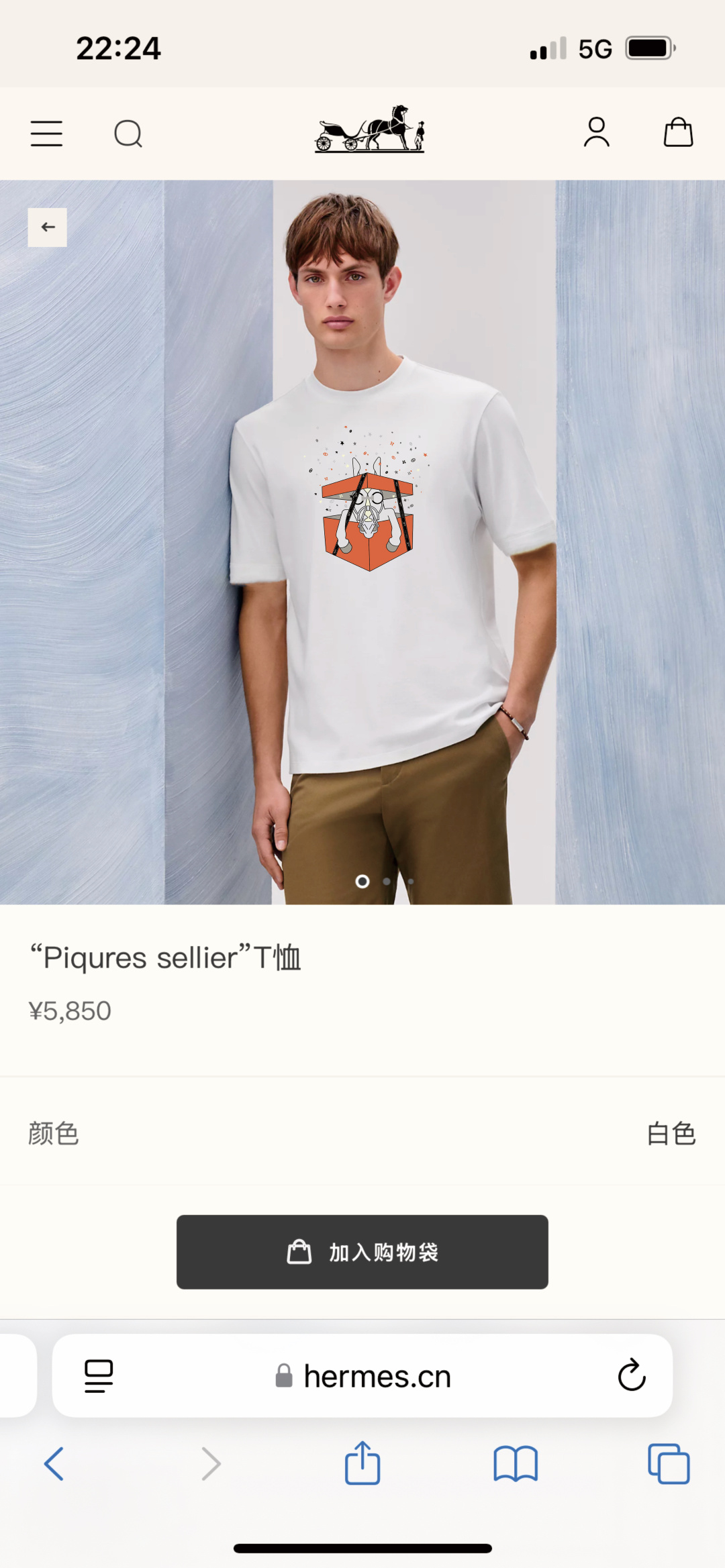  
Hermès.爱马仕 25春夏新品数码印花短袖T恤，定制80支双股丝光棉面料；黑色 白色 M-XXX