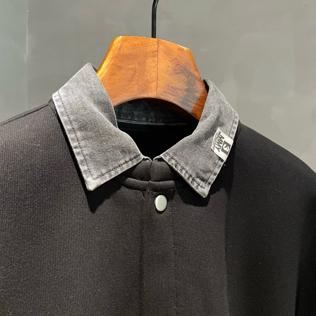  
YMM🌟秋冬新款假两件拼接牛仔衬衫卫衣🆕采用优质面料，具有质感，超级时尚洋气！码数：M-2XL男女同