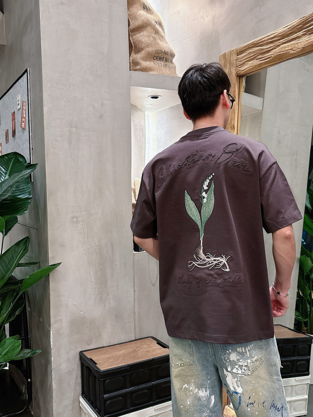  
2025春夏新款
D家短袖
M-3XL 