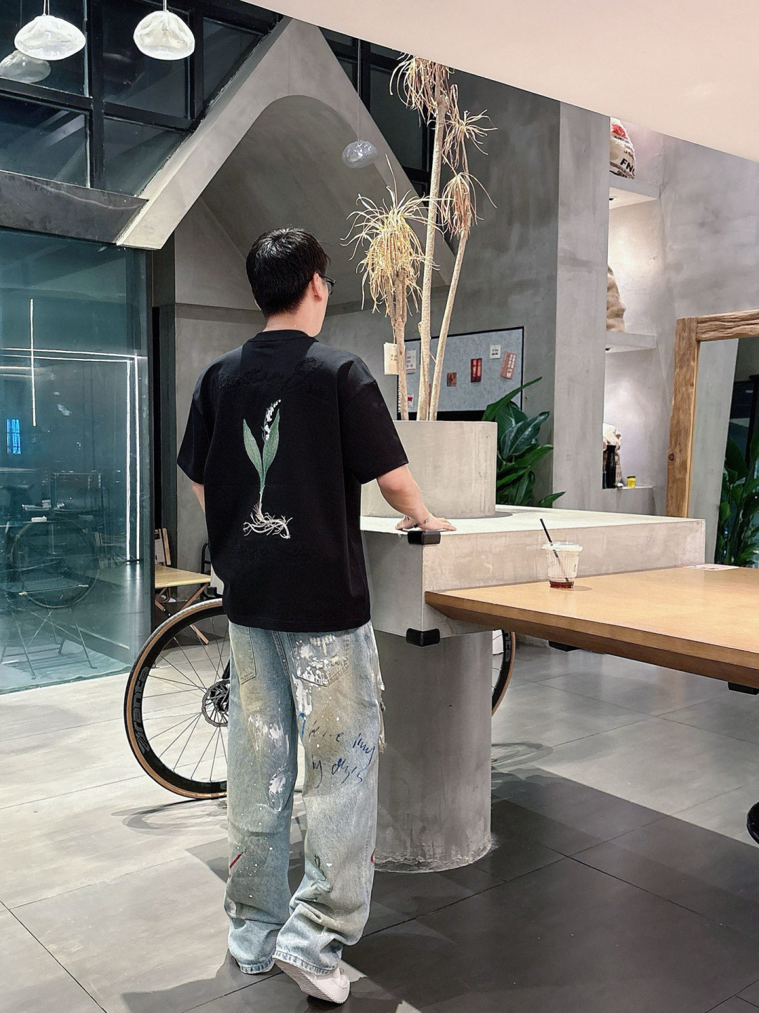  
2025春夏新款
D家短袖
M-3XL 