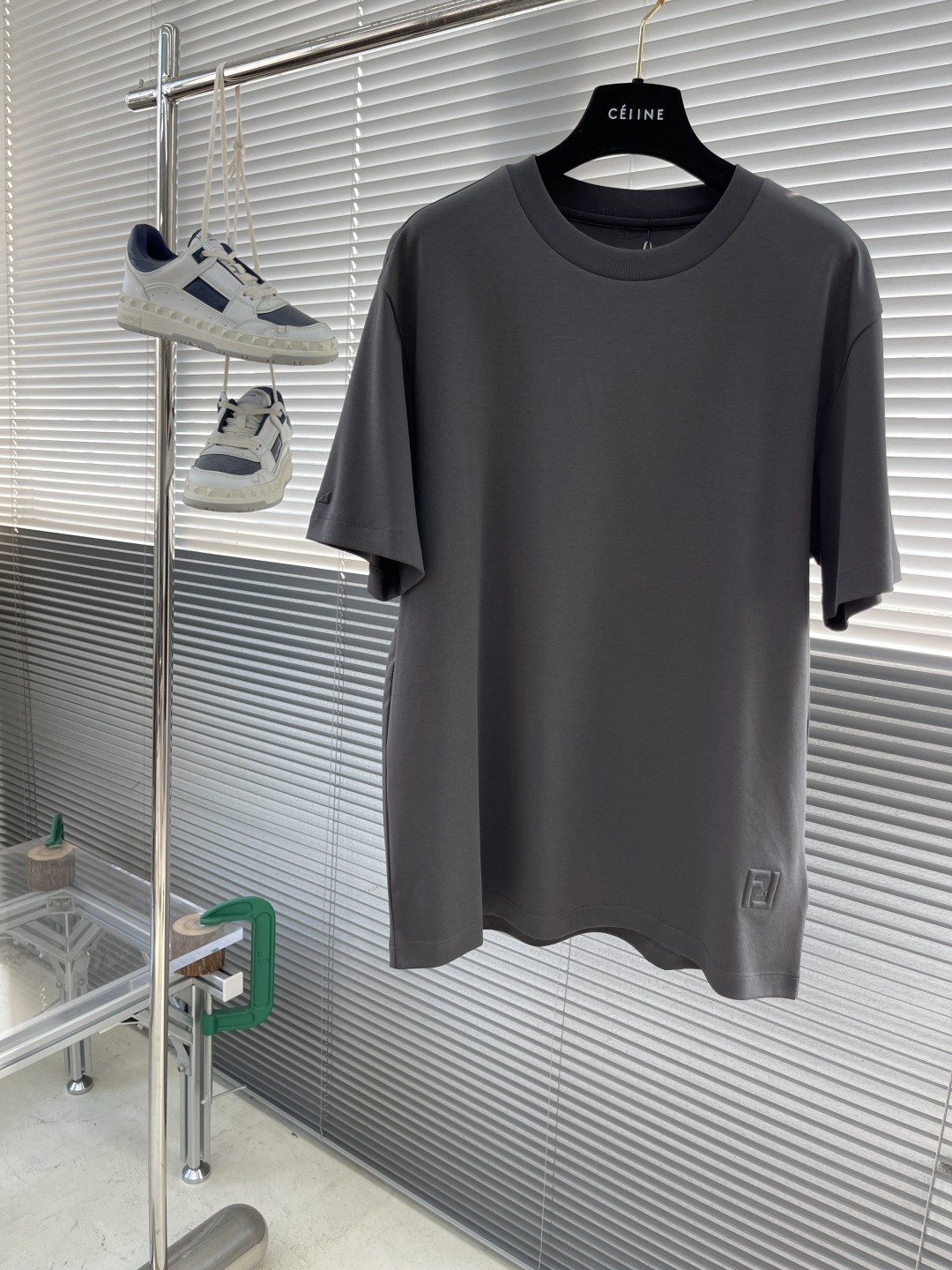 
FEND   2025春夏短袖系列

尺码   m-5xL
版型：微阔版型
克重：220克重 兰精莫代