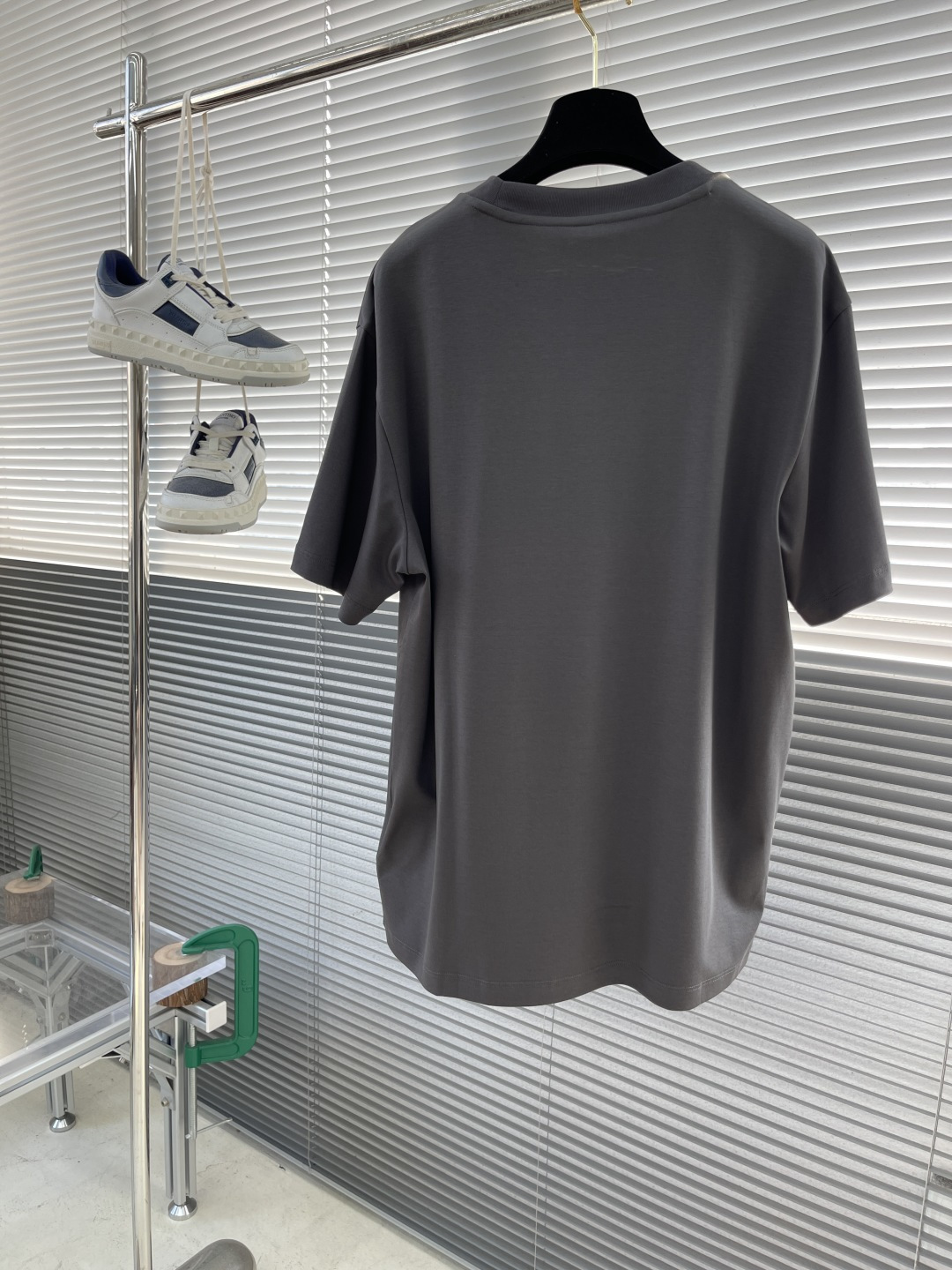 
FEND   2025春夏短袖系列

尺码   m-5xL
版型：微阔版型
克重：220克重 兰精莫代