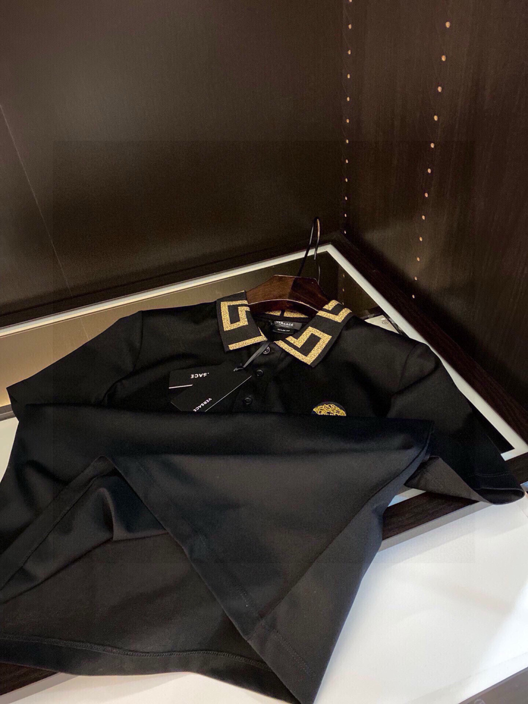  
范家
【新款，长期款】气质与生俱来....穿上它便无以加复！！！ 品质之选...男神之择。.....