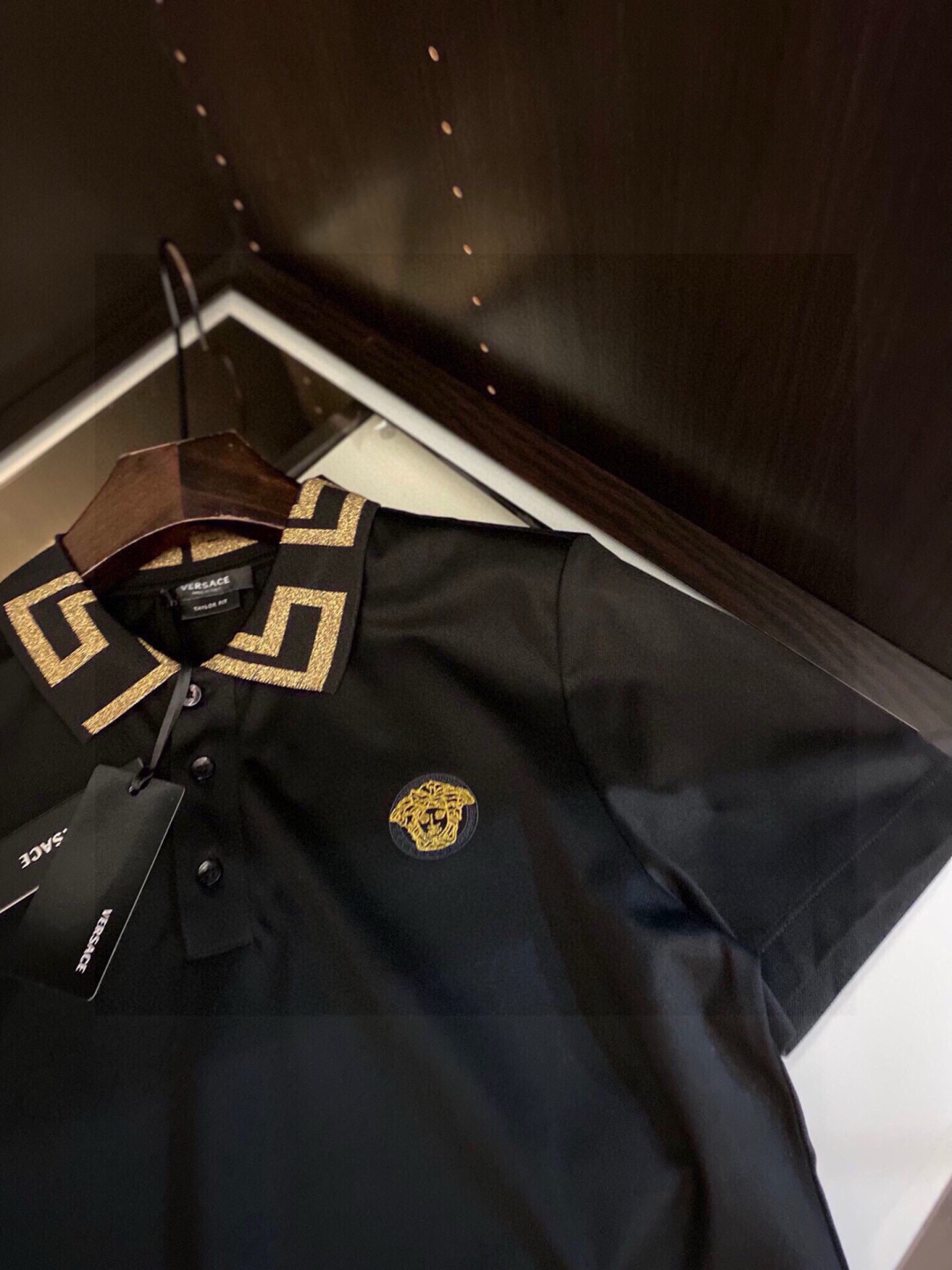  
范家
【新款，长期款】气质与生俱来....穿上它便无以加复！！！ 品质之选...男神之择。.....