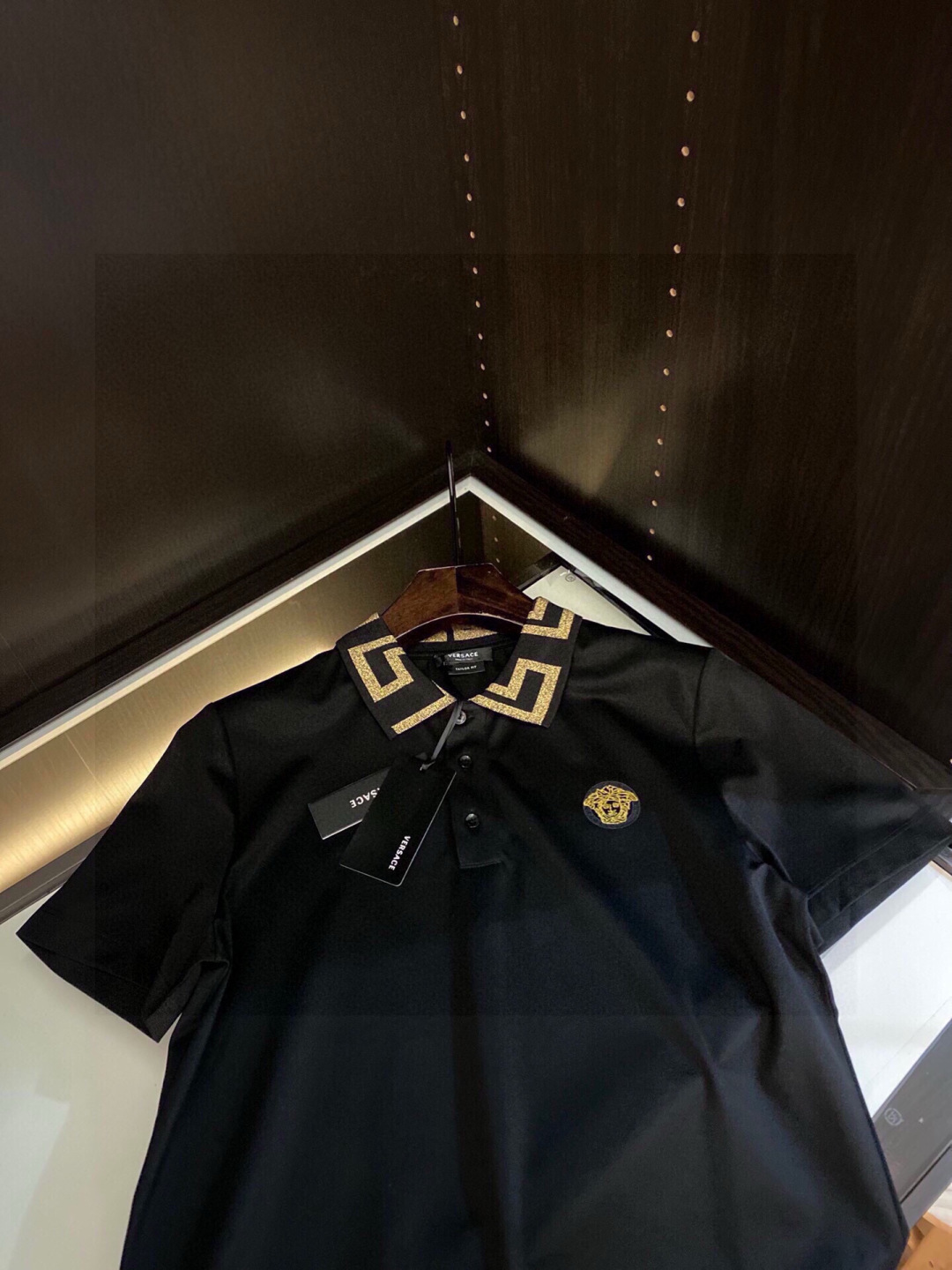  
范家
【新款，长期款】气质与生俱来....穿上它便无以加复！！！ 品质之选...男神之择。.....