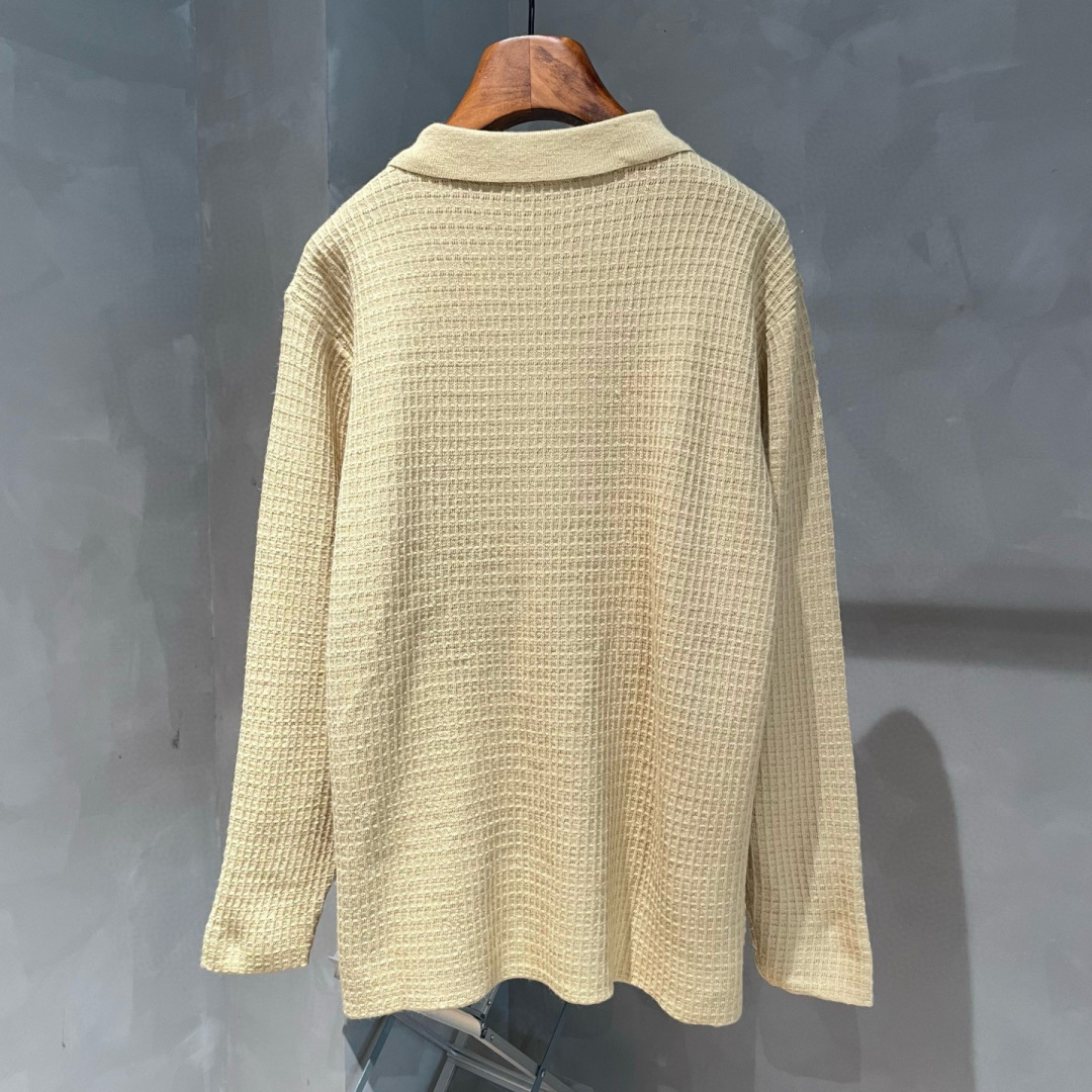  
lP🆕🌟秋冬新款开衫长袖🆕采用优质面料，超级柔软亲肤！内里走线工整细致，高端百搭款，品质可见！码数：