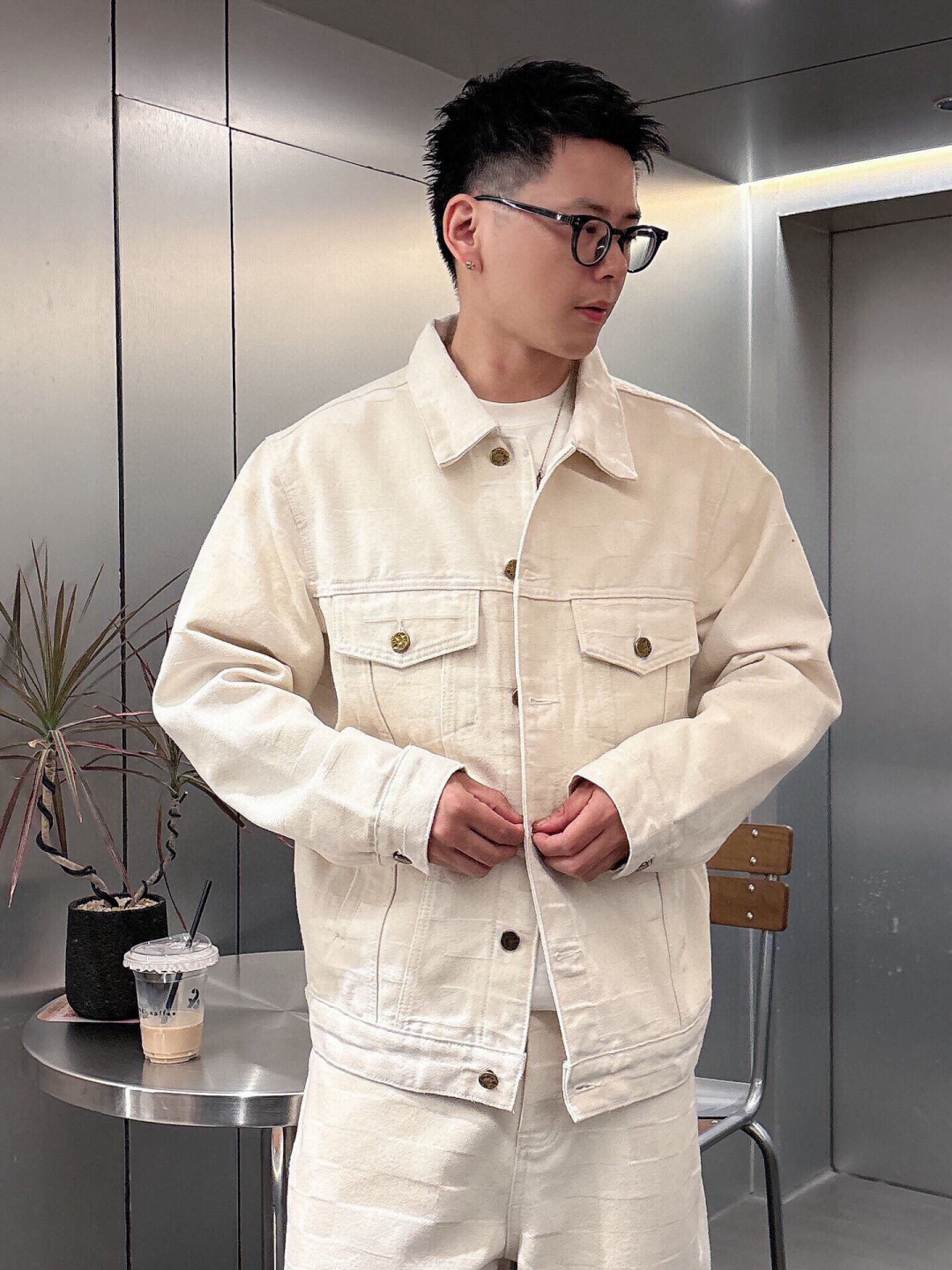 
2025秋季新款
BV 菱形牛仔外套
M-2XL