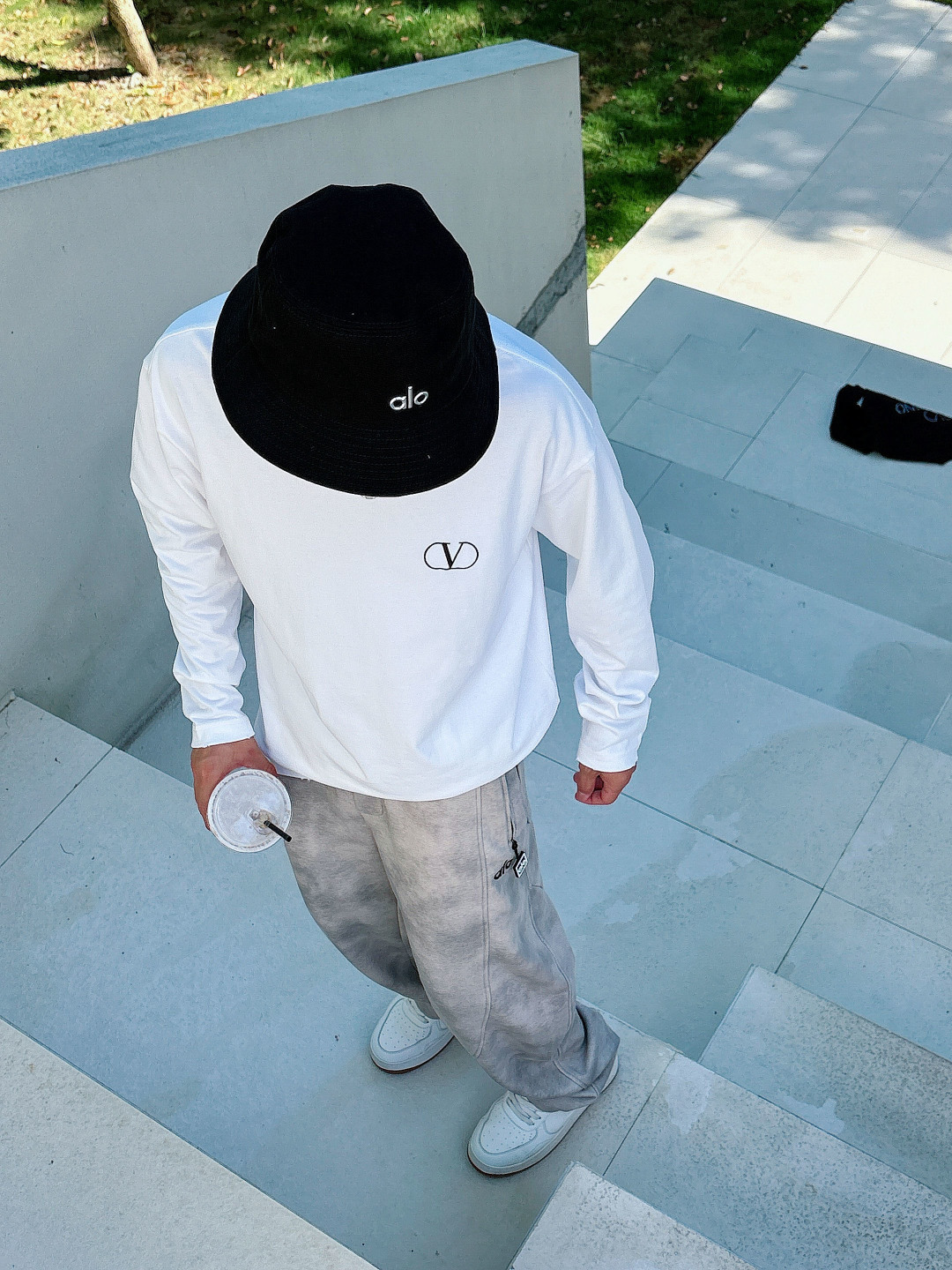  
2025秋冬季新款
华伦手绘长袖
S-XL 