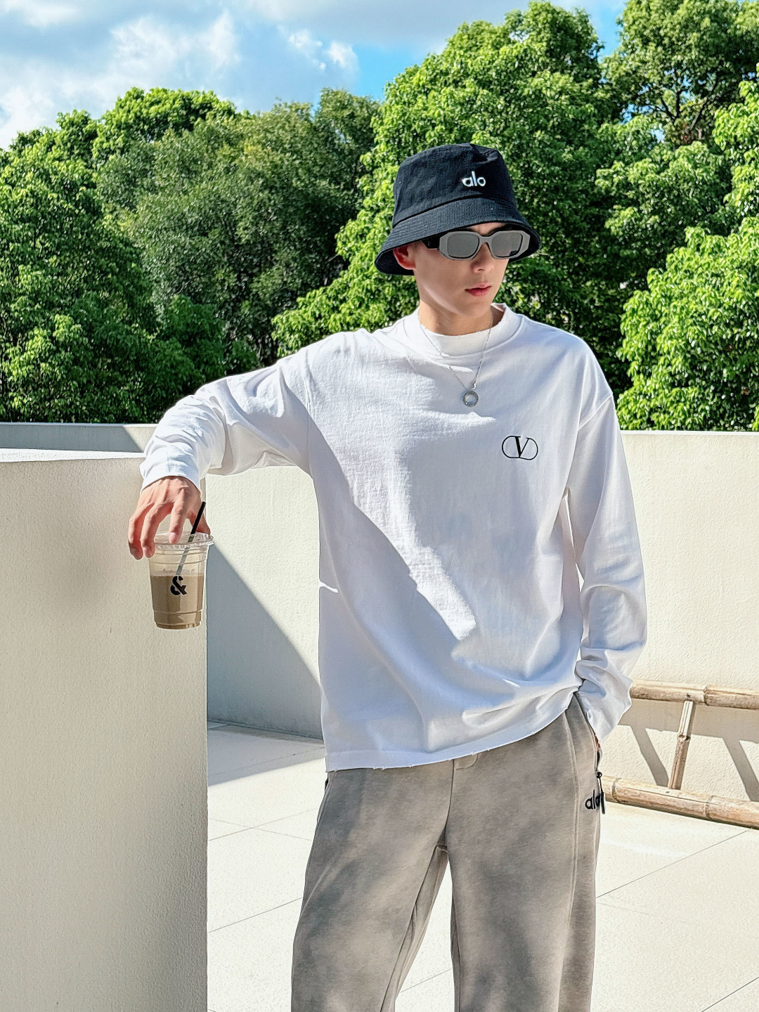  
2025秋冬季新款
华伦手绘长袖
S-XL 