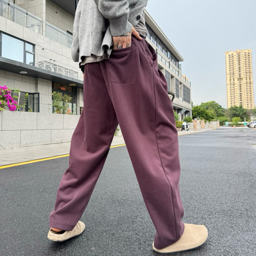  
Alexadner🌟早秋新款休闲裤🆕采用优质面料，具有质感，松紧腰带设计，超级时尚洋气！码数：S-3