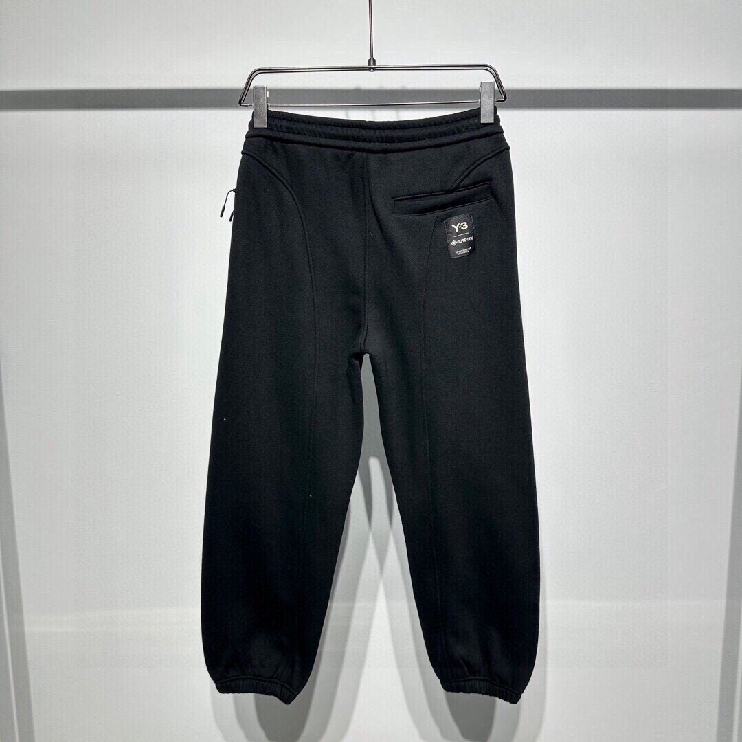 
Y3-Yohji Yamamoto  
春夏新款 山本耀司联名Y3运动休闲裤、休闲运动金典Y3大gol