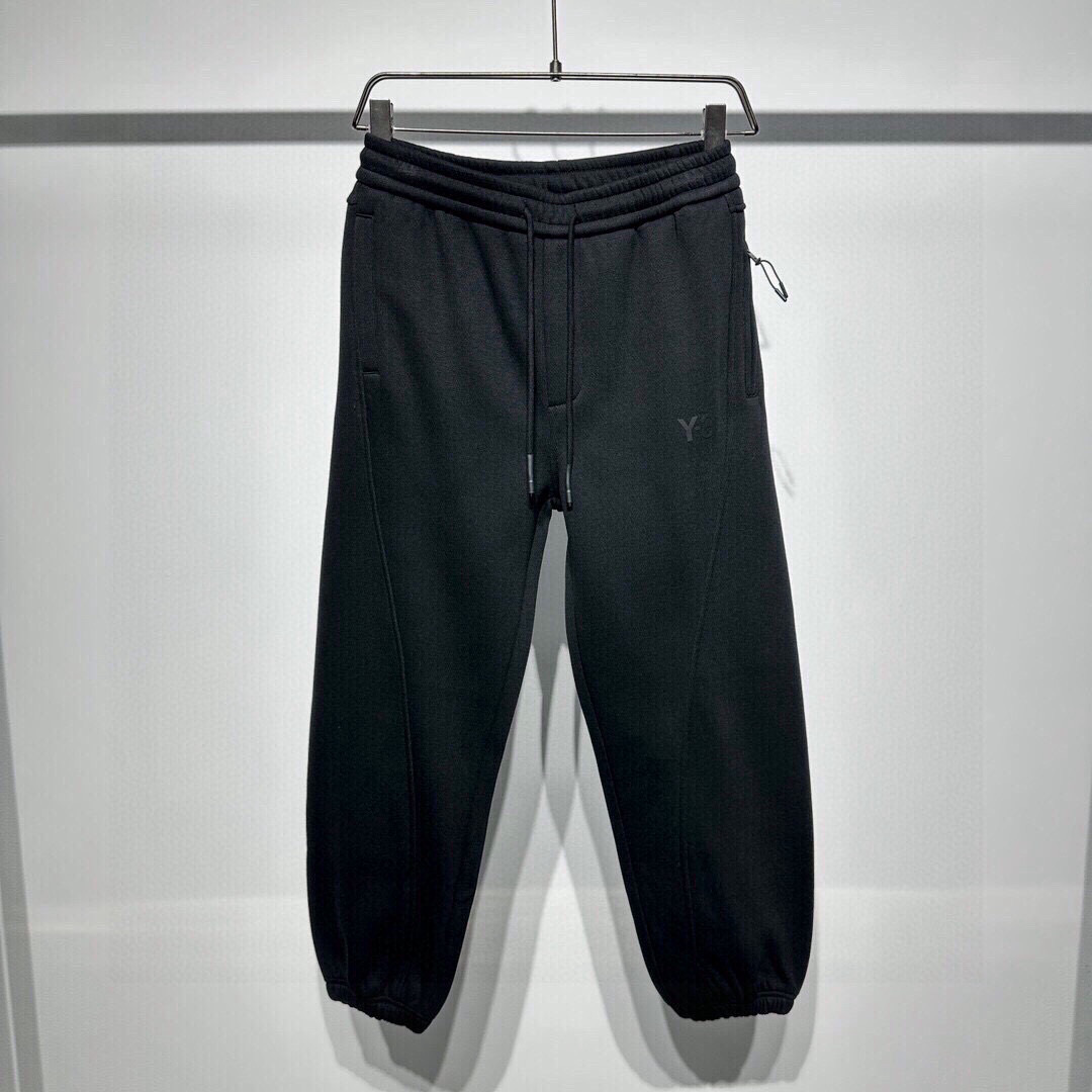 
Y3-Yohji Yamamoto  
春夏新款 山本耀司联名Y3运动休闲裤、休闲运动金典Y3大gol