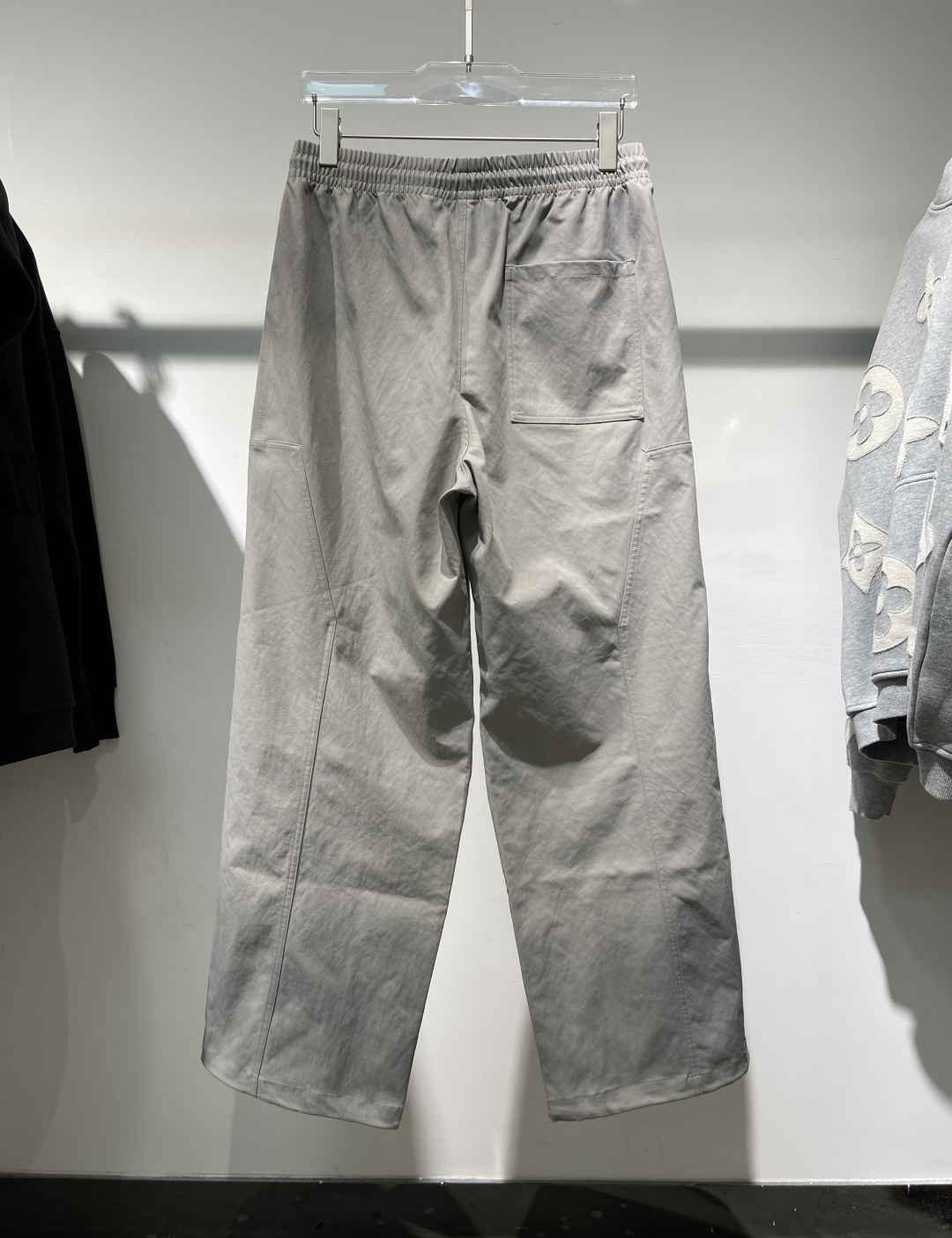 
2025秋冬新款
Y-3工装阔腿裤
M-2XL 