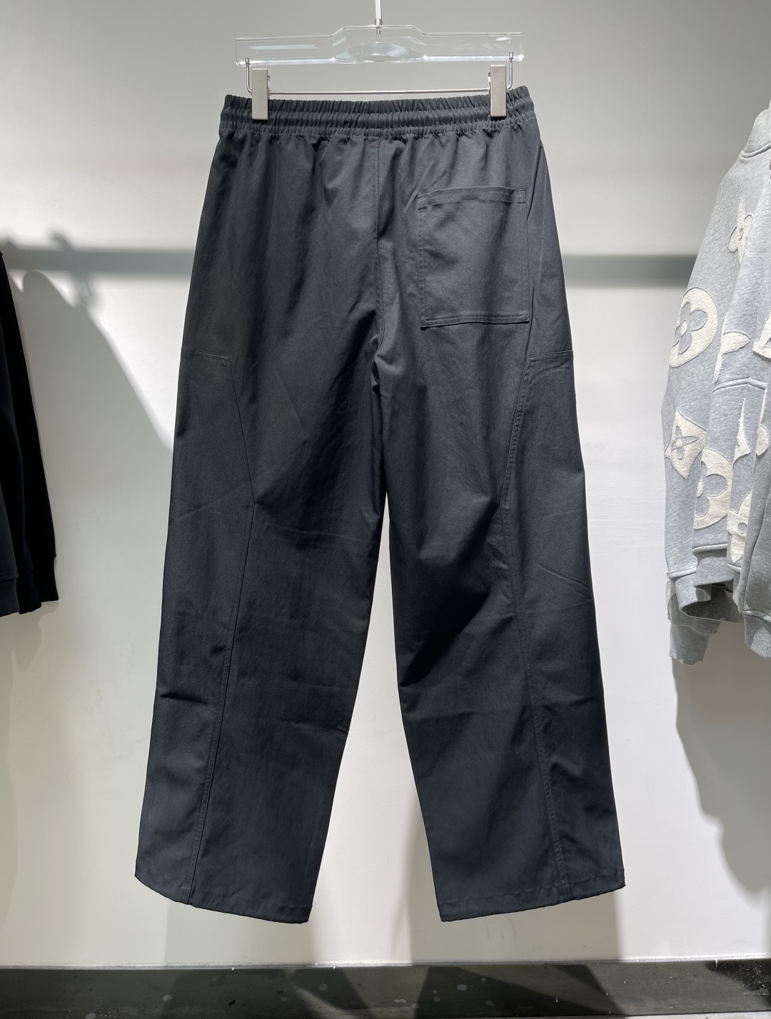 
2025秋冬新款
Y-3工装阔腿裤
M-2XL 