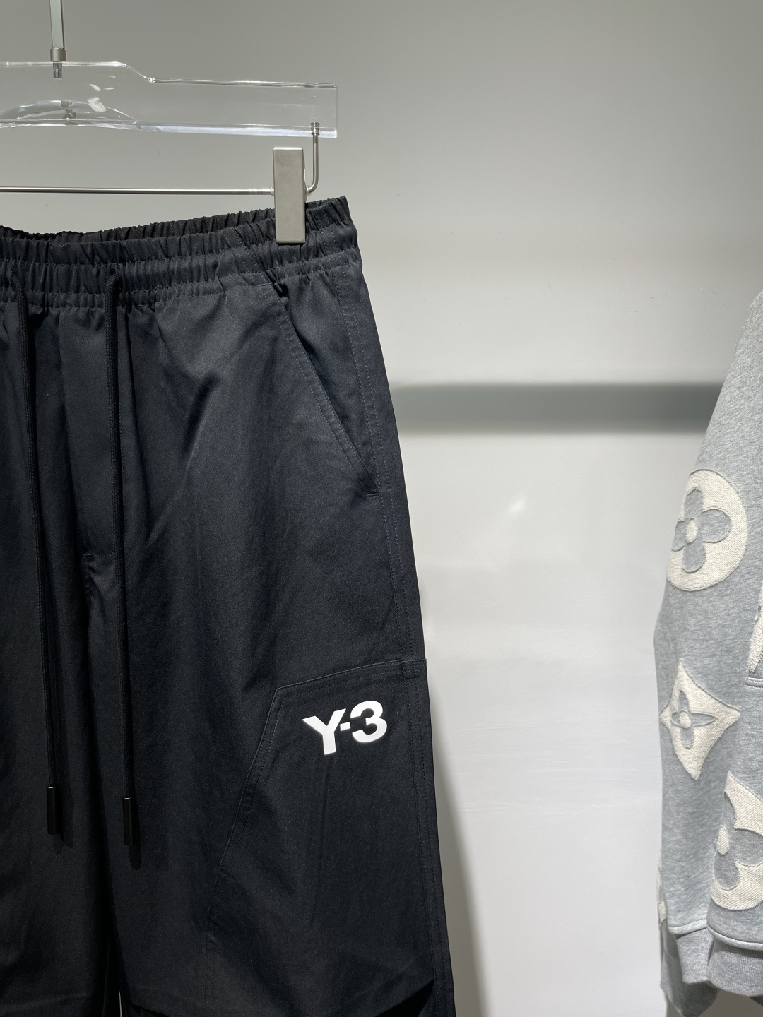 
2025秋冬新款
Y-3工装阔腿裤
M-2XL 