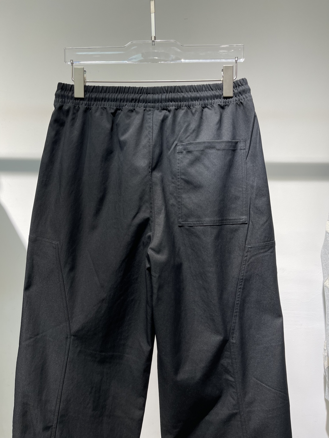 
2025秋冬新款
Y-3工装阔腿裤
M-2XL 