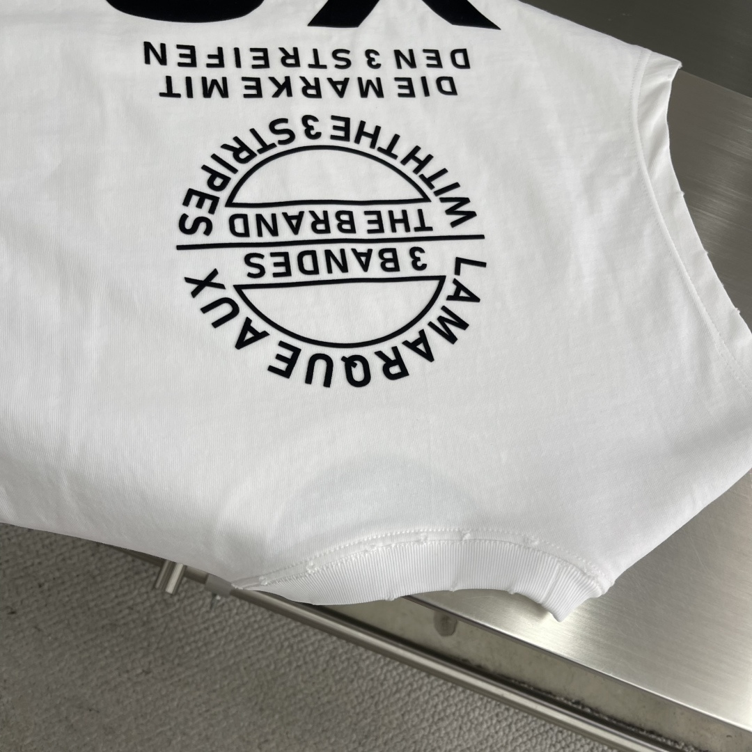 
Y-3 25SS Yamamoto山本耀司宽松无袖背心，高端版本，采用重磅双纱精梳棉材质，柔软的面料触