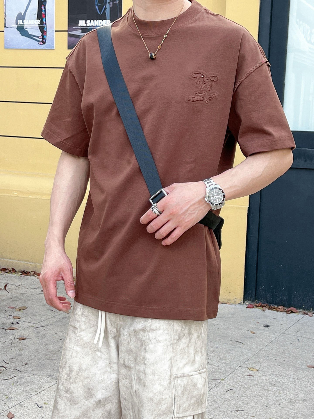 
2025春夏新款
驴家烧花短袖
M-3XL