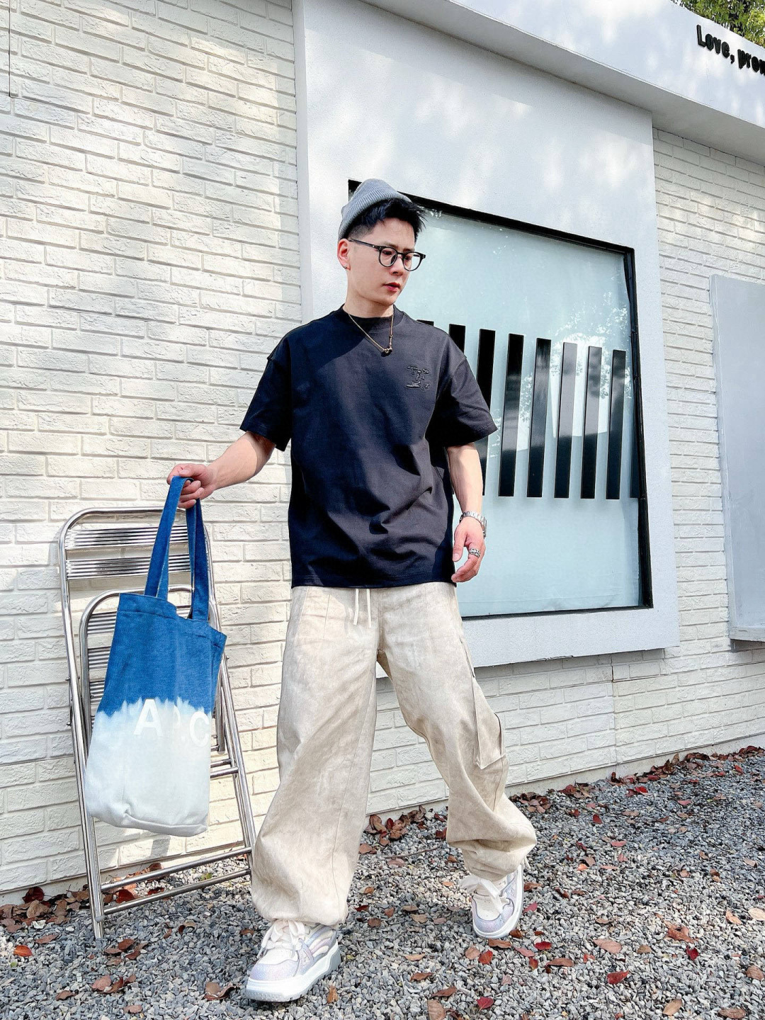 
2025春夏新款
驴家烧花短袖
M-3XL