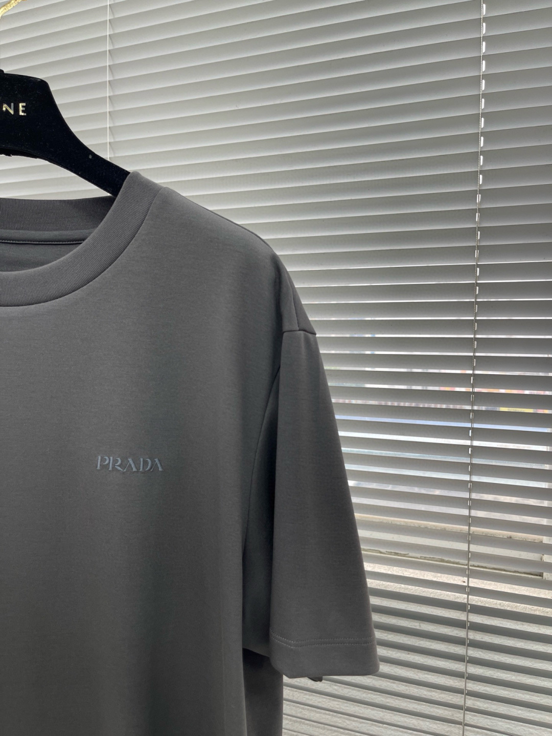 
PRAD  2015春夏短袖系列

尺码   m-5xL
版型：微阔版型
克重：220克重 兰精莫代尔