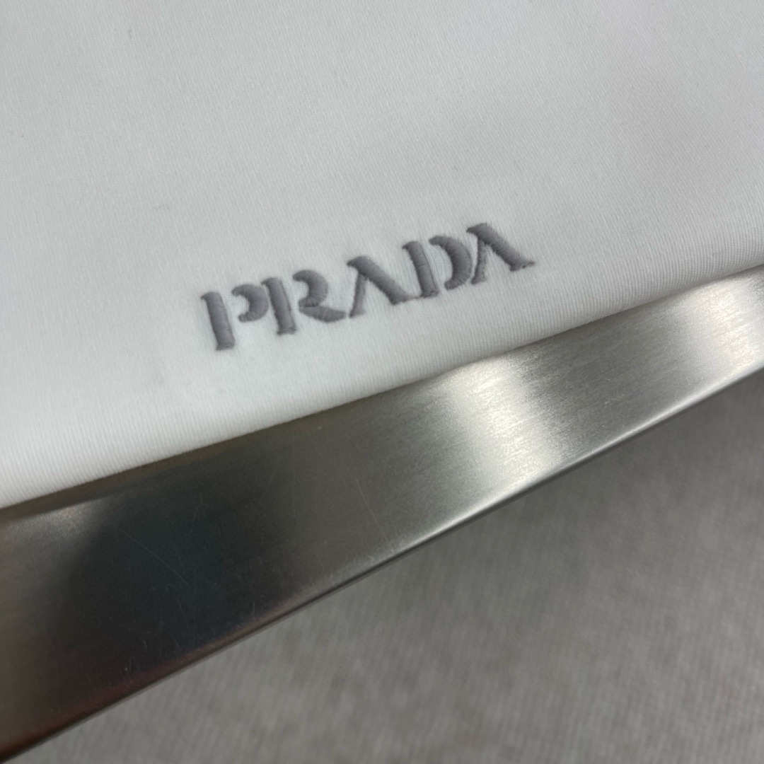 
PRAD  2015春夏短袖系列

尺码   m-5xL
版型：微阔版型
克重：220克重 兰精莫代尔