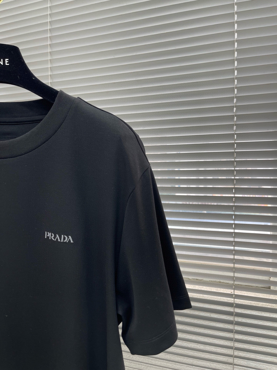 
PRAD  2015春夏短袖系列

尺码   m-5xL
版型：微阔版型
克重：220克重 兰精莫代尔