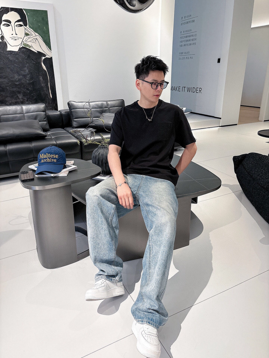 
2025春夏系列
🔥🔥H8025🔥🔥
1.颜色：黑色 白色 石磨灰 金铜色
2.尺码M-5XL
3.版