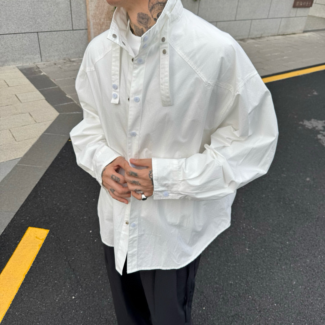  
MM6🌟秋冬新款韩版宽松休闲衬衫🆕采用优质面料，搭上身足够吸睛且回头率爆棚！简约大气，男女同款！码数