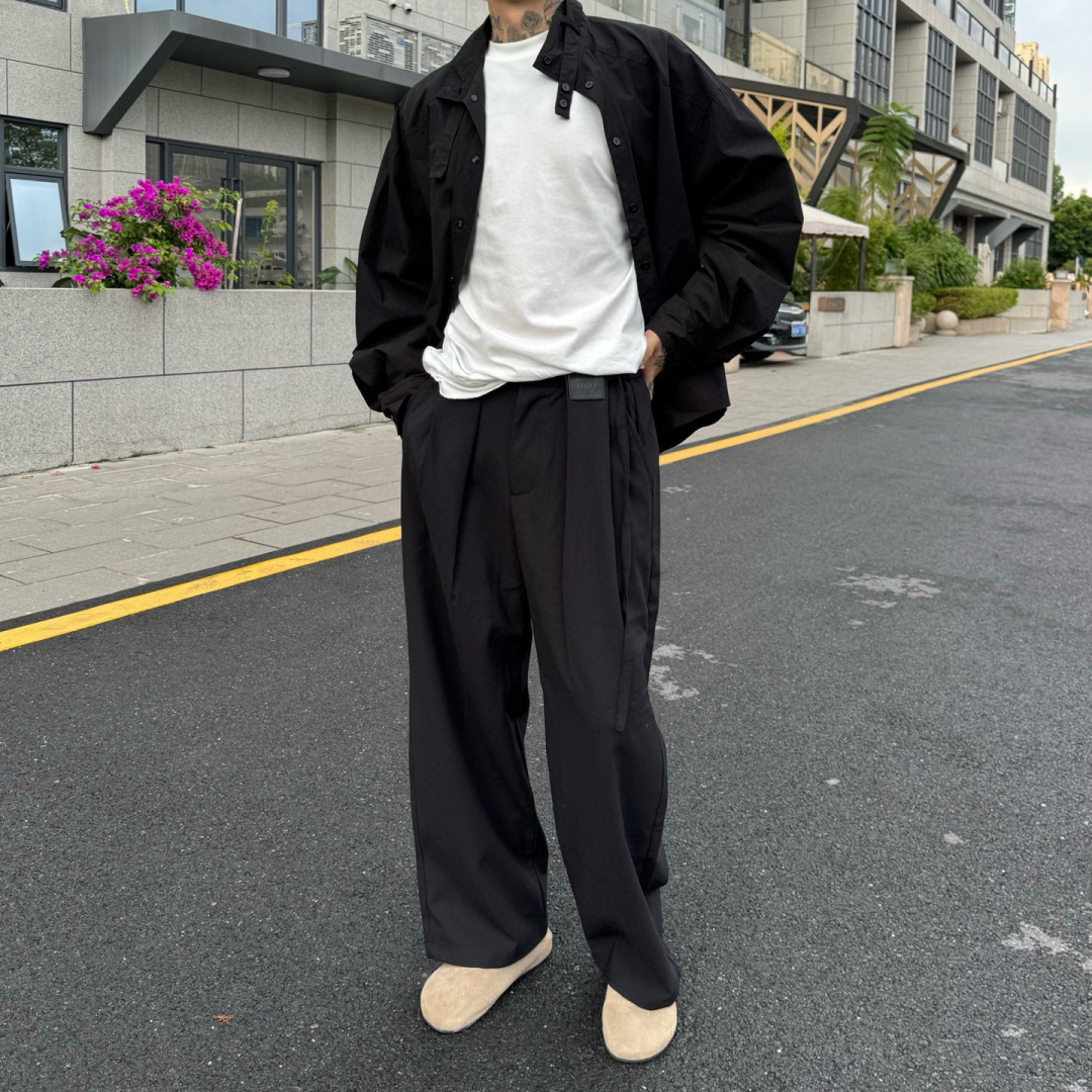  
MM6🌟秋冬新款韩版宽松休闲衬衫🆕采用优质面料，搭上身足够吸睛且回头率爆棚！简约大气，男女同款！码数