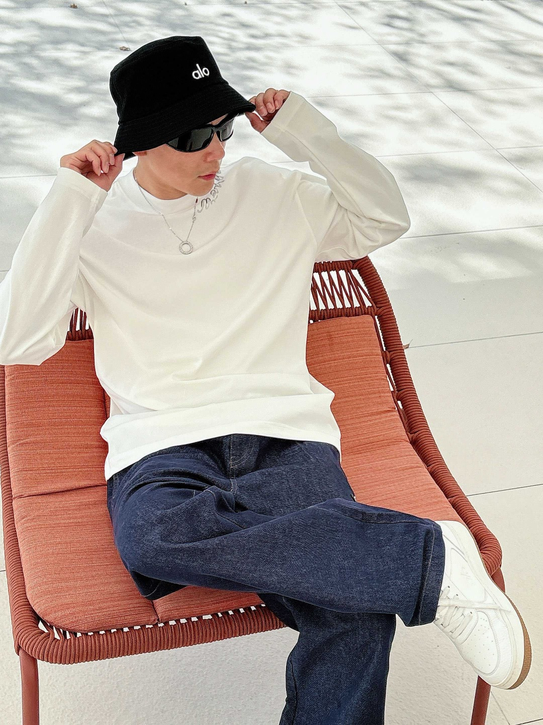  
25新款长袖阔版T恤
颜色：黑，白
尺码：S-XL