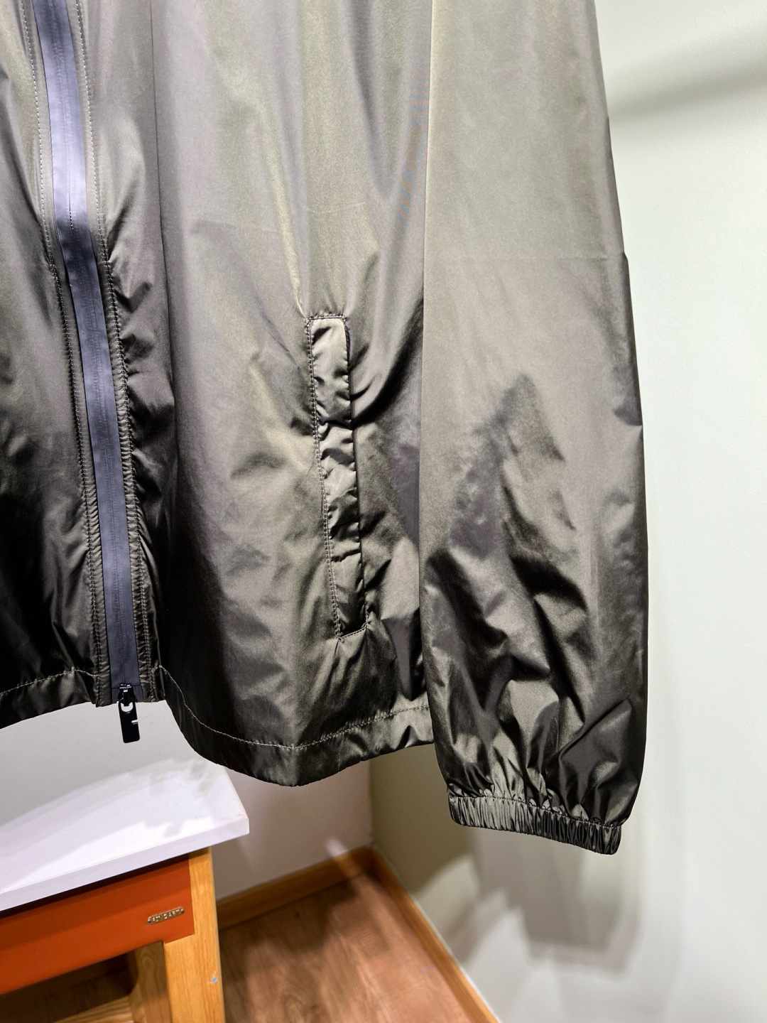  
【秋季新品】BUR 2025 四季可穿的经典夹克外套！通勤利器，经典夹克，亲肤质效果无敌，内里用的也