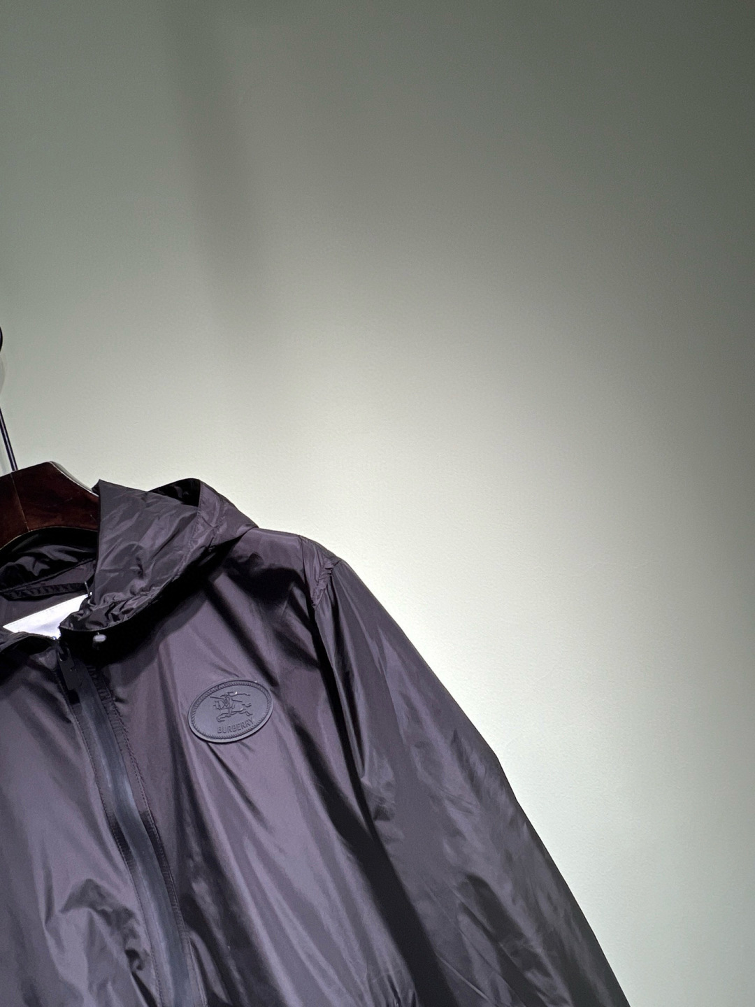  
【秋季新品】BUR 2025 四季可穿的经典夹克外套！通勤利器，经典夹克，亲肤质效果无敌，内里用的也