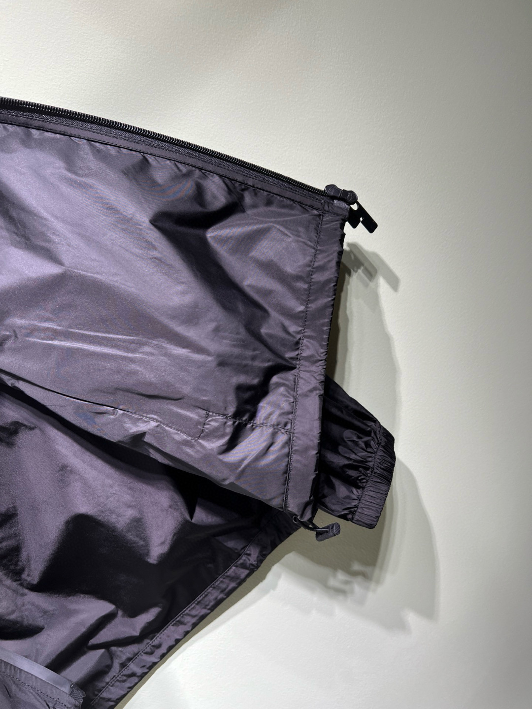  
【秋季新品】BUR 2025 四季可穿的经典夹克外套！通勤利器，经典夹克，亲肤质效果无敌，内里用的也