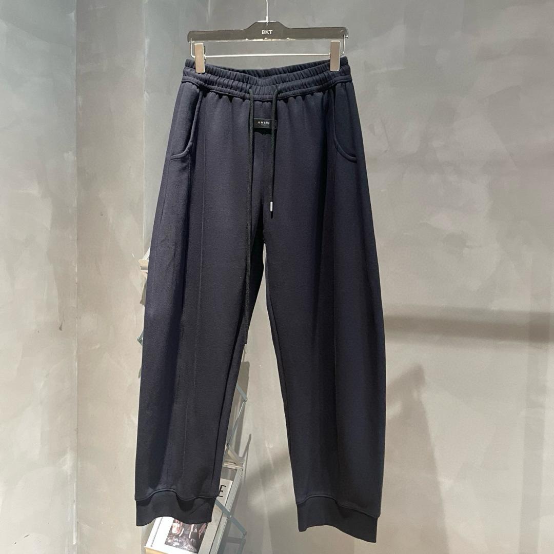AMIRI🌟早秋新款休闲卫裤裤🆕采用优质面料，具有质感，松紧腰带设计，超级时尚洋气！码数：S-3XL 男