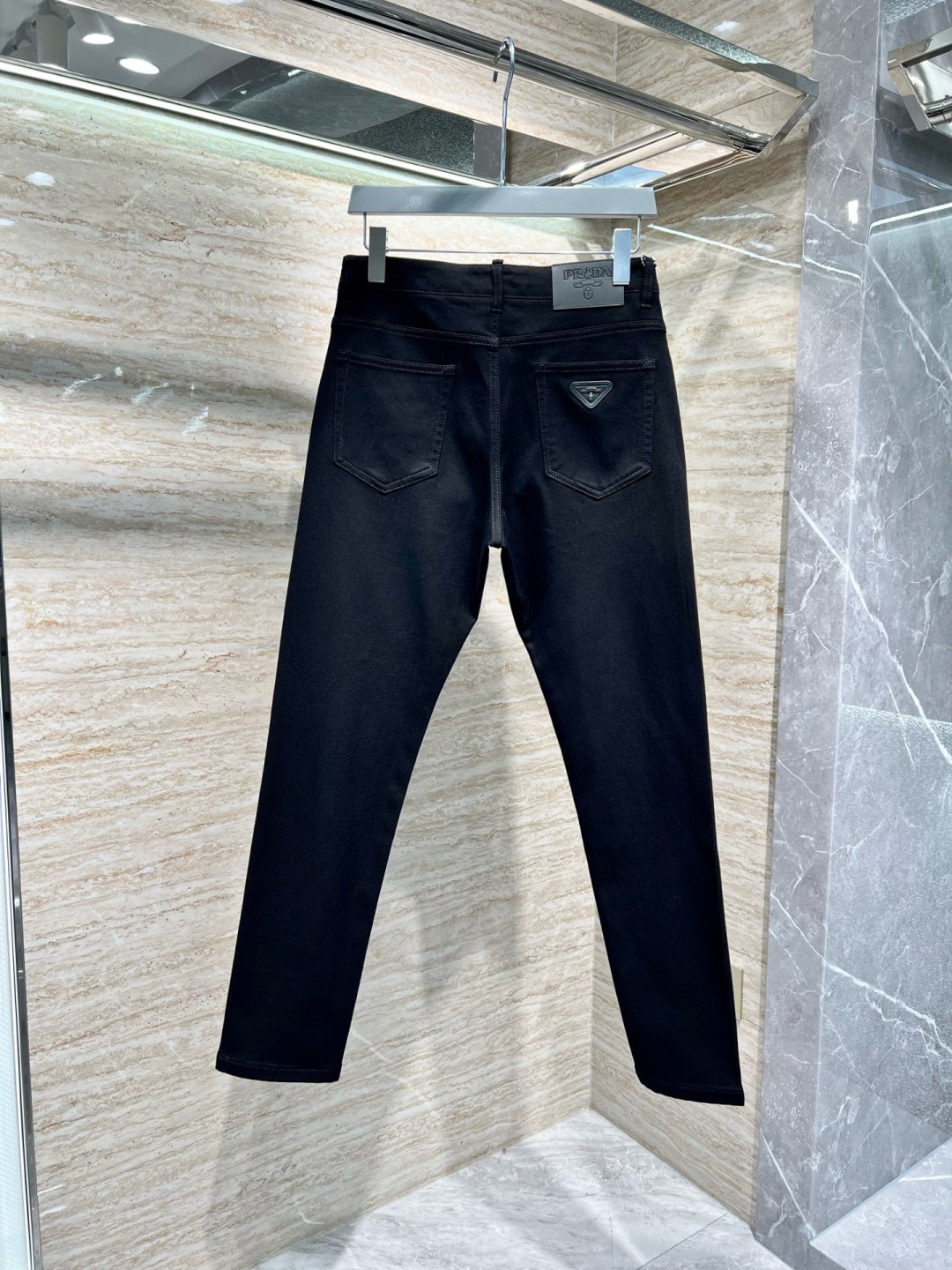 𝟐𝟎𝟐𝟓秋冬上新高订轻奢牛仔 现货供应 特殊成份莱赛尔面料 锁色黑牛 免烫抗皱𝟏𝟓𝟗𝟗# 黑牛 码数: 