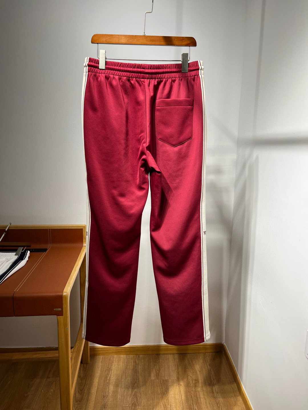 【秋季新款】亚历山大WANG*抽绳可再生尼龙直筒棉质休闲裤 代工厂出品。新品！质地柔软舒适、绸缎般质感、