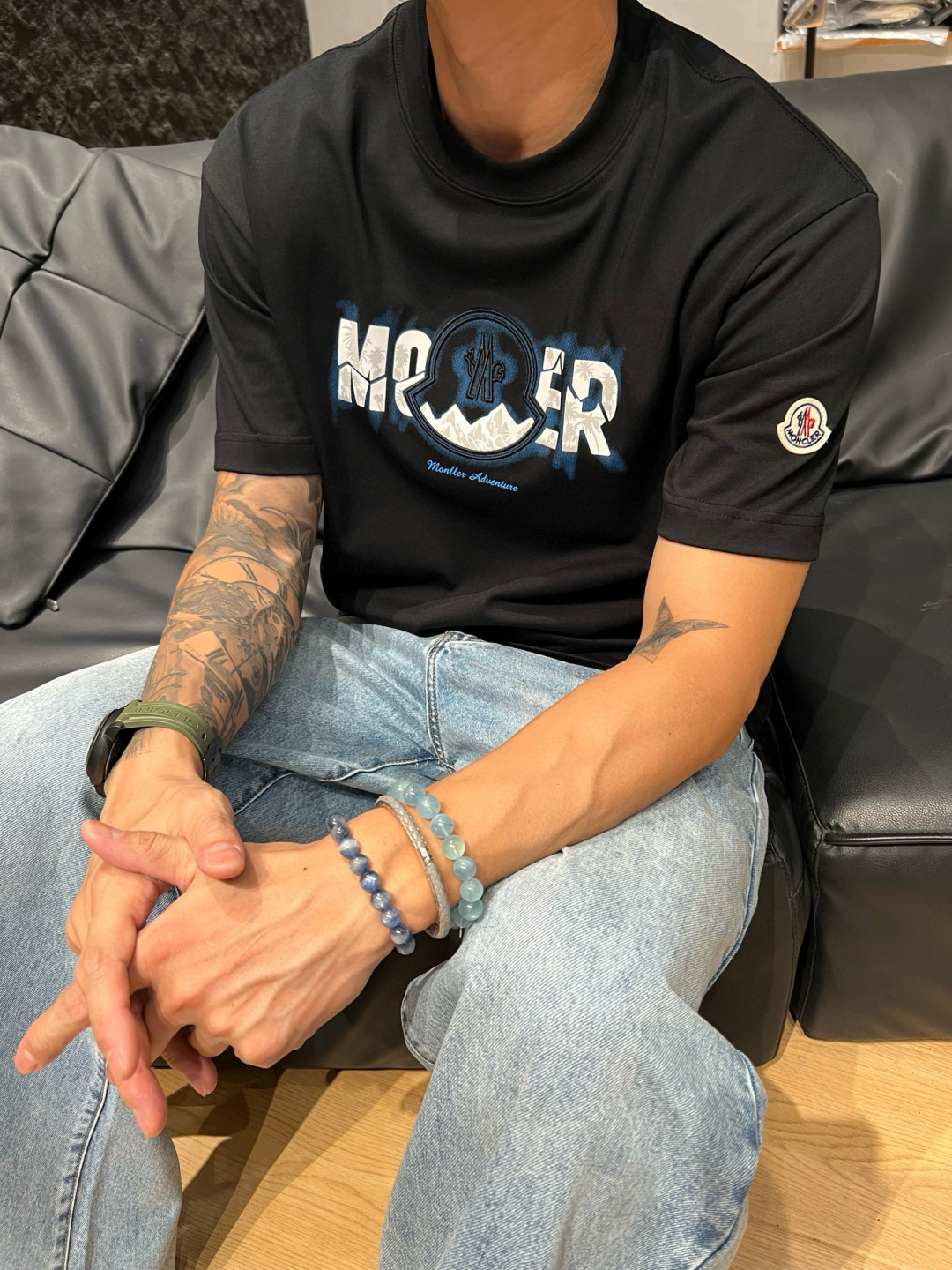 MONCL* 蒙口*2025春夏新款短袖T恤重磅纯棉字母logo立体绣花+直喷印花颜色：黑色 白色 码数