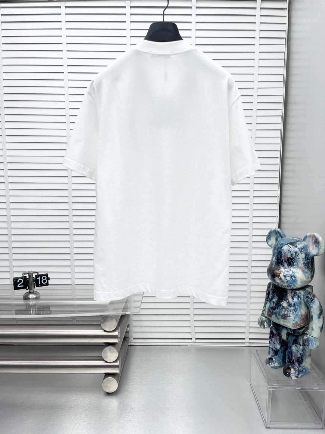 Prad* 2025春夏新款短袖圆领T恤 高端订制 设计前卫时尚！品牌logo重工艺设计 高端定制260