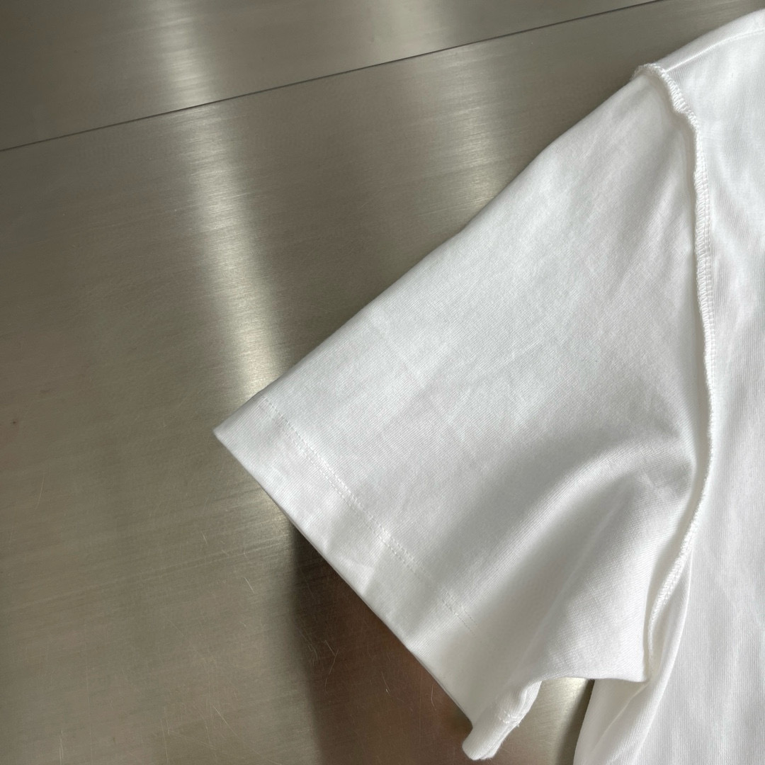 驴牌 25ss短袖系列尺码: M-5XL版型：微阔版型克重：260克重 成份：100%棉 潮棉面料 面料